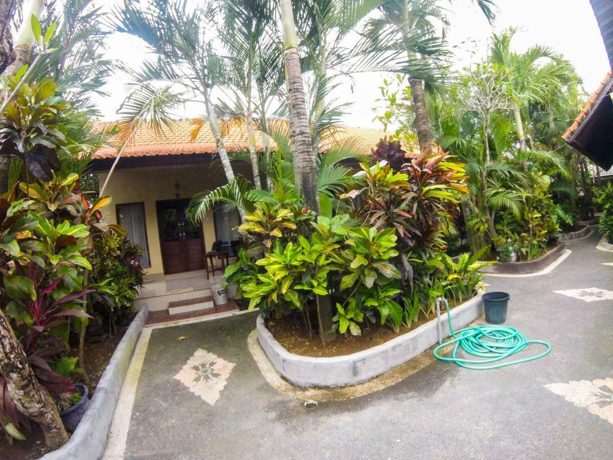Putu Guest House Canggu Exterior foto