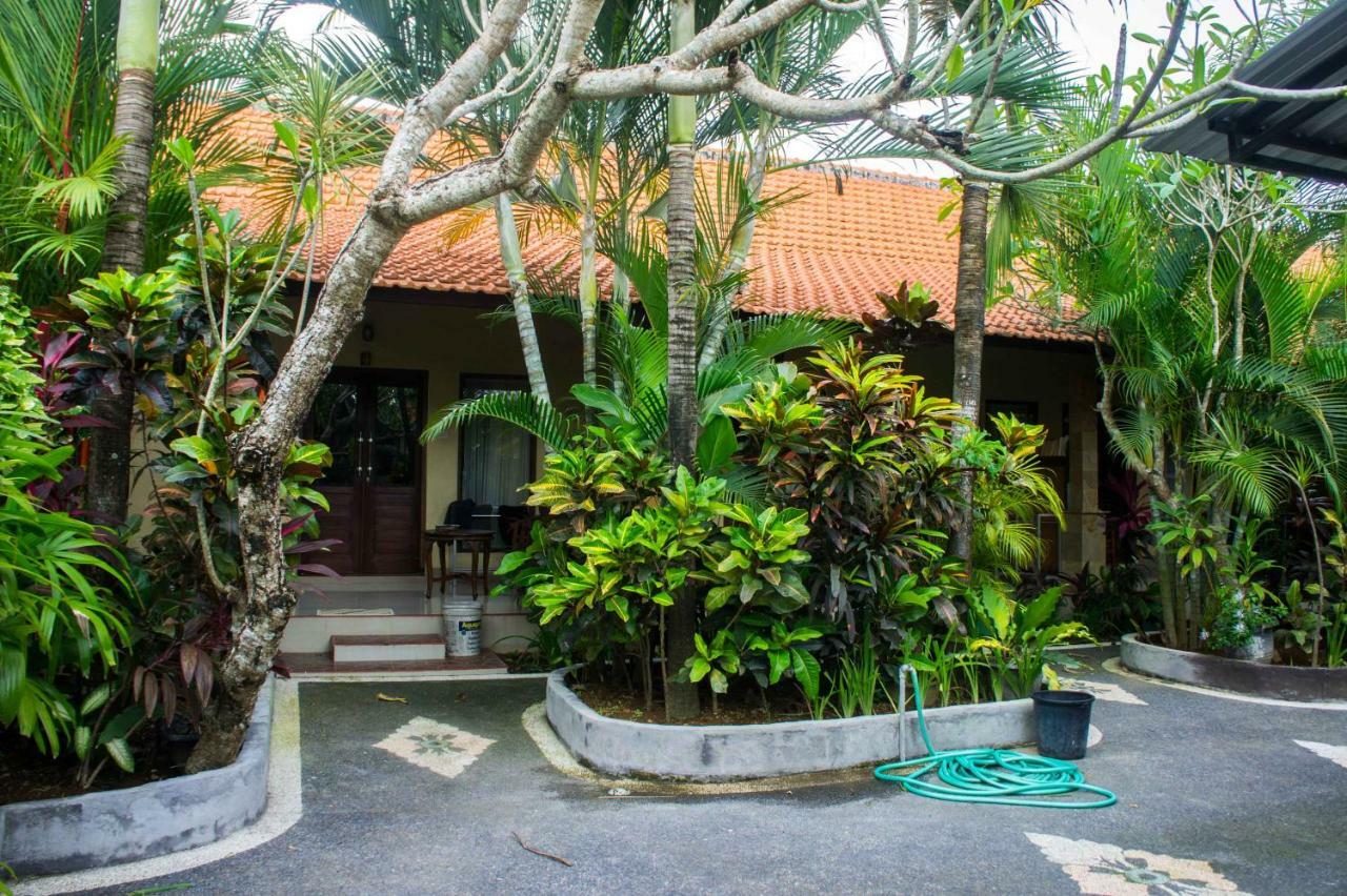 Putu Guest House Canggu Exterior foto