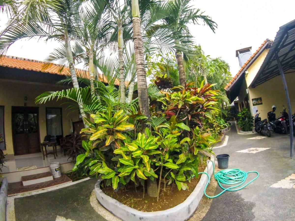 Putu Guest House Canggu Exterior foto